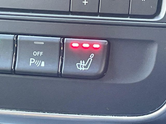 ���t�����g�V�[�g�q�[�e�B���O:�^�]�ȁE����ȋ��ɎO�i�K�Œ��߂��\�ȃV�[�g�q�[�^�[�𑕔����Ă���܂��B�G�߂��킸���K�ɂ��g�p���������܂��B