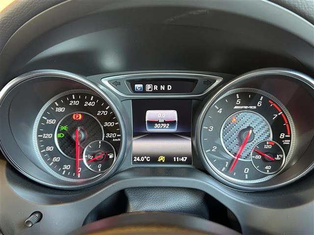 AクラスAMG A45 4マチック 4WD