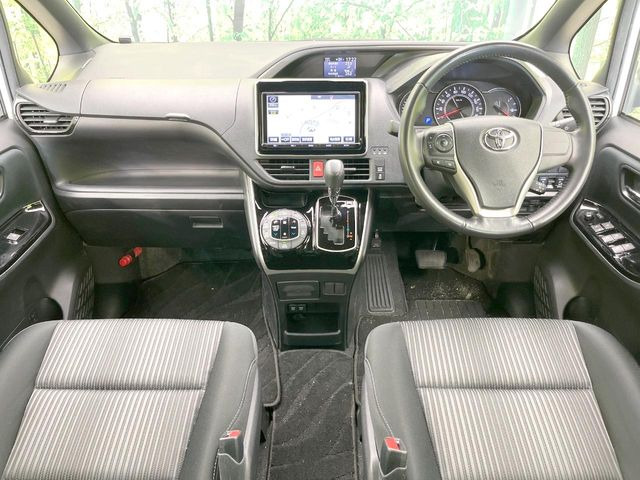 ヴォクシー2.0 ZS 煌