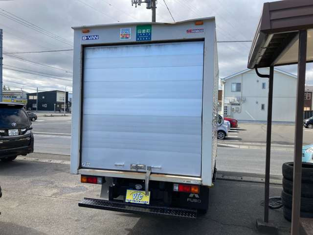 ���X�ł́A�[�ԑO�̏����Ƃ��āA�������胁���e�i���X���s���Ă���A�S���֔[�Ԃ��Ă���܂��B