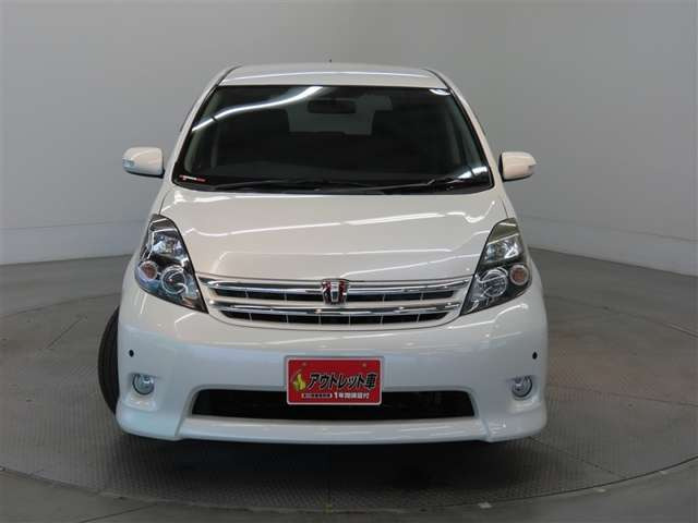 アイシス1.8 プラタナ リミテッド