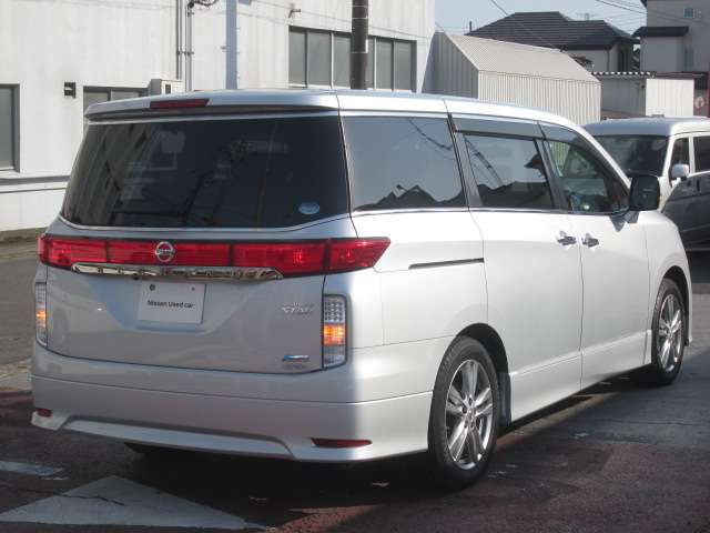 エルグランド2.5 250ハイウェイスター アンシャンテ ステップタイプ