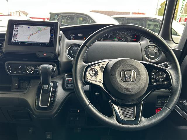 N-BOXカスタムL ターボ