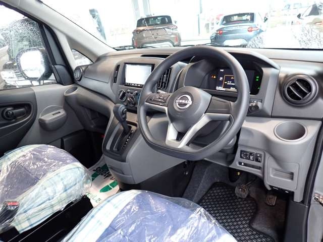 �����_�񂩂�[�Ԃ܂ŒS���c�Ƃ𒆐S�Ɋe�X�^�b�t�S�������͂��Đv���ɐi�߂����Ă��������܂��B�_���Ԍɏؖ����̎葱�����ɔ[�ԑO�Ԍ����͓_���������Ē����x�X�g�ȑԐ��Ŕ[�Ԃ̏����������Ē����܂���