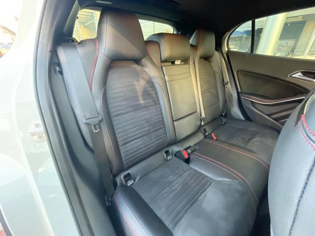 ���㕔���Ȃ��C�ɂȂ�悤�ȃL�Y�E�����ւ��蓙�A�傫�ȃ_���[�W�͂Ȃ��A�ǍD�ȏ�Ԃł��B