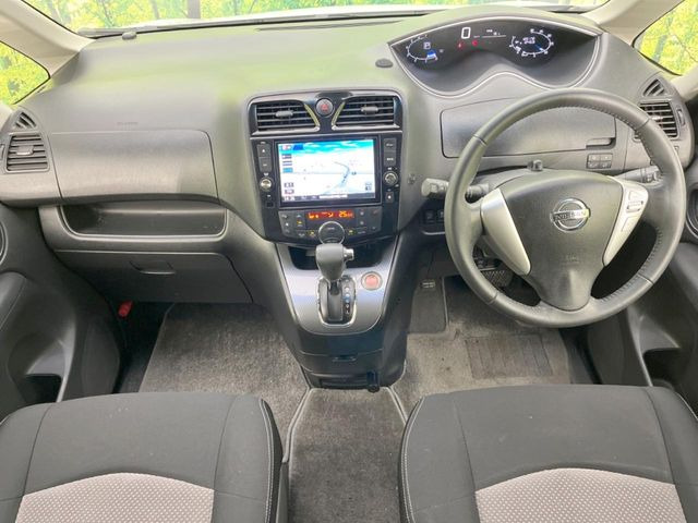 セレナ2.0 ライダー ブラックライン S-HYBRID アドバンスドセーフティパッケージ