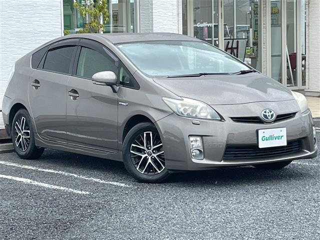 プリウス1.8 S LEDエディション