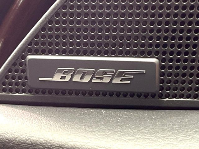 �yBOSE�T�E���h�V�X�e���z���[�J�[�I�v�V�����̍��i�ʃT�E���h�V�X�e���𓋍ځB��p�̃`���[�j���O���{���ꂽ�召�l�X�ȃX�s�[�J�[����ǎ��ȃT�E���h���t�ł��A�Տꊴ���ӂ�鉹����Ԃ����o���܂��B