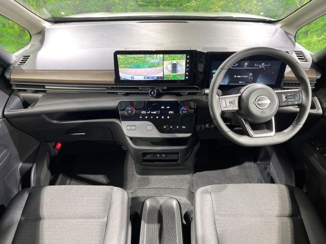 セレナ1.4 e-POWER ハイウェイスターV