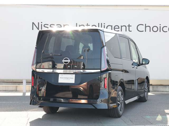 セレナ2.0 ハイウェイスターV