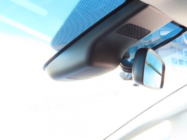 フィット1.3 13G F コンフォートエディション 4WD