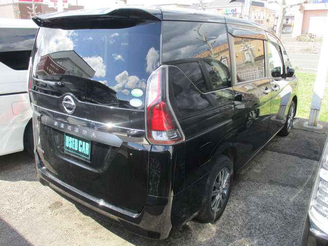 セレナ2.0 X VセレクションII 4WD