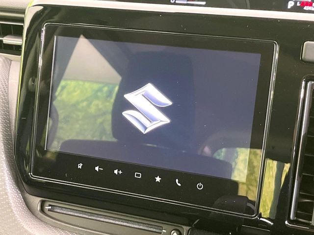 �y�����i�r�z�l�C�̏����i�r�𑕔����Ă���܂��B�i�r�̎g���₷���͂������A�I�[�f�B�I�@�\���[��!�L�����v�◷�s�͂������A�ʋ΂┃�����ȂǕ��i�̃h���C�u���y�����Ȃ�͂���