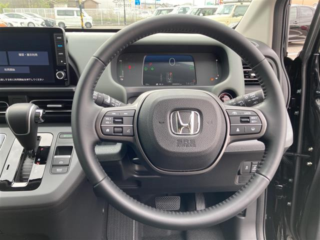 フリード1.5 e:HEV クロスター