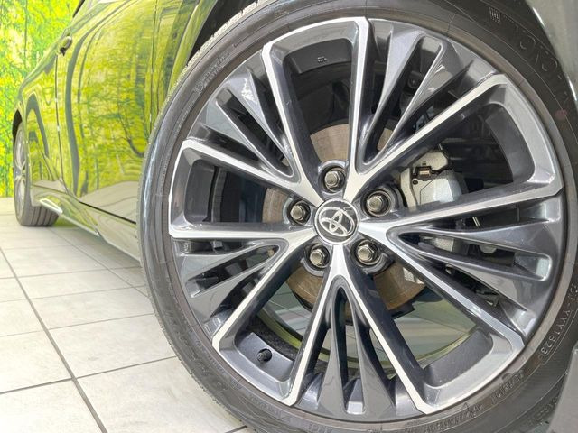 �y����19�C���`�A���~�z�C�[���z�O�ςɃ}�b�`���������A���~�z�C�[���𑕒����Ă���܂��B�e��ЊO�A���~�z�C�[����A�X�^�b�h���X�^�C�����戵�����Ă���܂��B���񂲑��k����������
