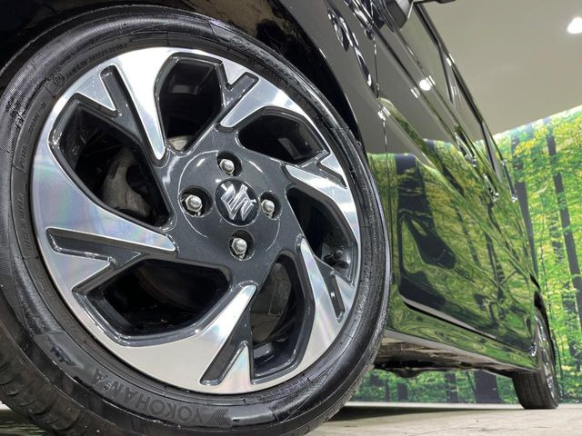 �y����15�C���`�A���~�z�C�[���z�O�ςɃ}�b�`���������A���~�z�C�[���𑕒����Ă���܂��B�e��ЊO�A���~�z�C�[����A�X�^�b�h���X�^�C�����戵�����Ă���܂��B���񂲑��k����������