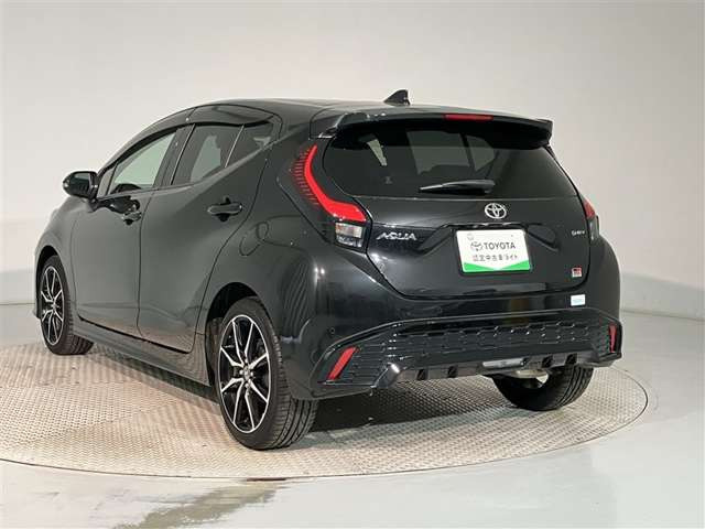 アクア1.5 GRスポーツ