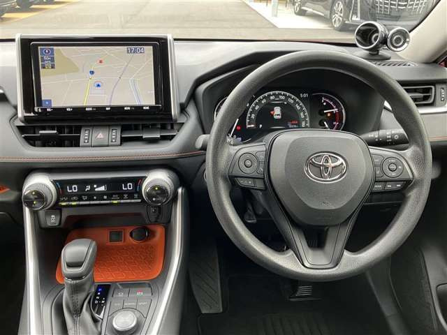 RAV42.0 アドベンチャー 4WD