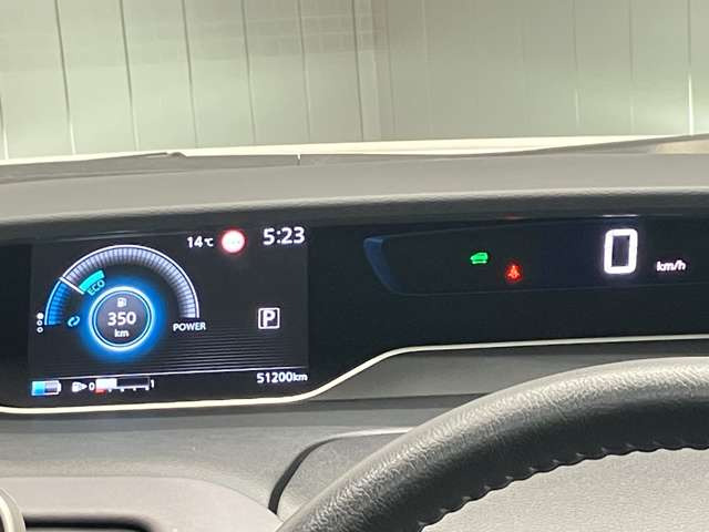 セレナ1.2 e-POWER ハイウェイスターV