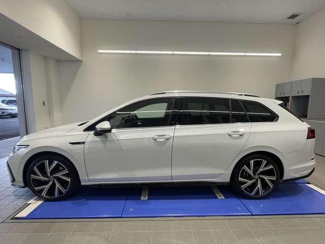 ゴルフヴァリアントeTSI Rライン プラチナムエディション