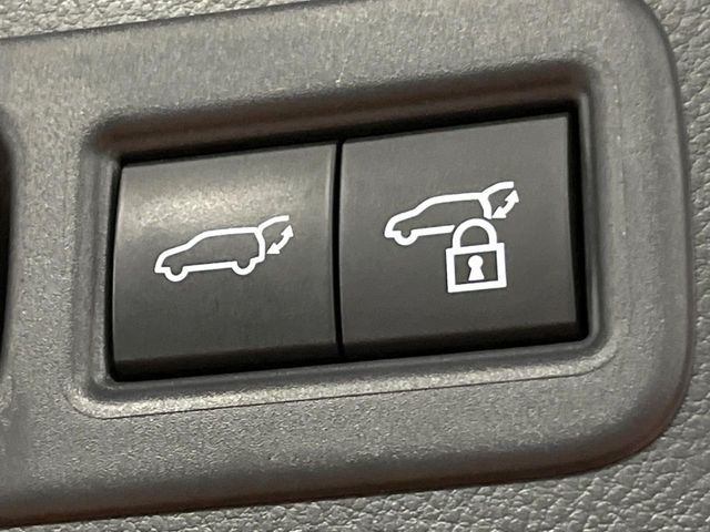 �y�p���[�o�b�N�h�A�z�X�}�[�g�L�[��^�]�Ȃ̃{�^�������������Ń��A�Q�[�g�������ŊJ���܂�!�ו��������Ă��鎞��A�����ʒu�ɂ���o�b�N�h�A��߂�ۂɕ֗��ȋ@�\�ł���