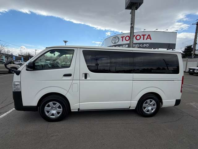 レジアスエース2.8 DX ロング ディーゼル 4WD