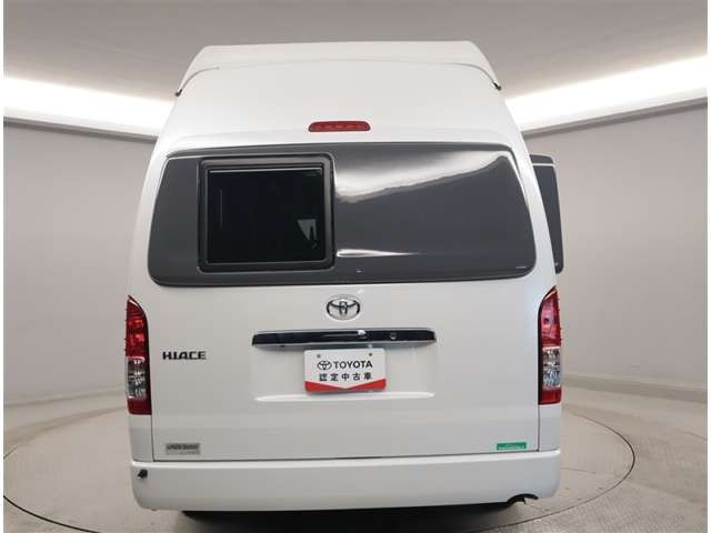 ハイエースバン