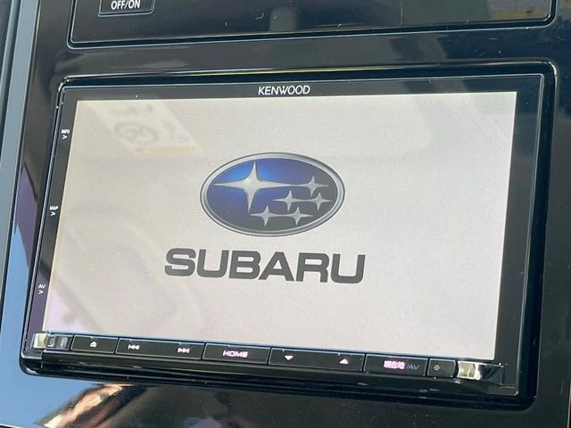 �y�����i�r�z�l�C�̏����i�r�𑕔����Ă���܂��B�i�r�̎g���₷���͂������A�I�[�f�B�I�@�\���[��!�L�����v�◷�s�͂������A�ʋ΂┃�����ȂǕ��i�̃h���C�u���y�����Ȃ�͂���