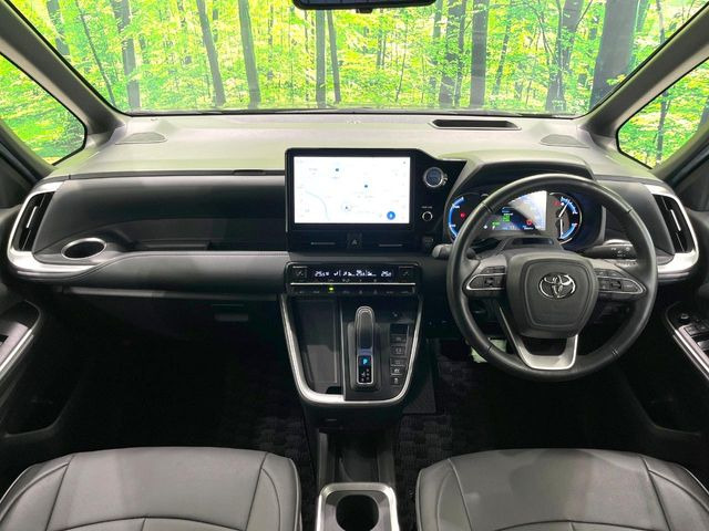 ヴォクシー1.8 ハイブリッド S-Z