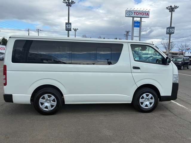 レジアスエース2.8 DX ロング ディーゼル 4WD