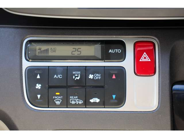 �I�[�g�G�A�R��