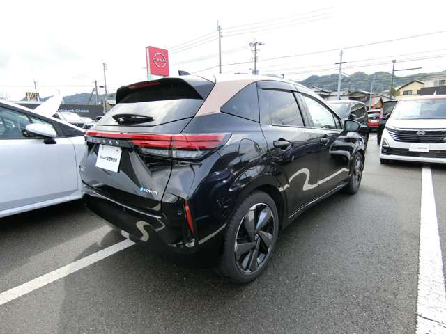 ノートオーラ1.2 G レザーエディション