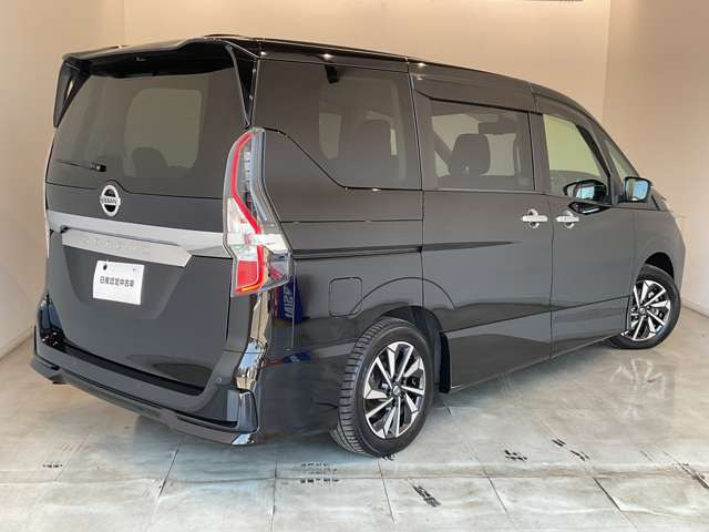 セレナ1.2 e-POWER ハイウェイスターV