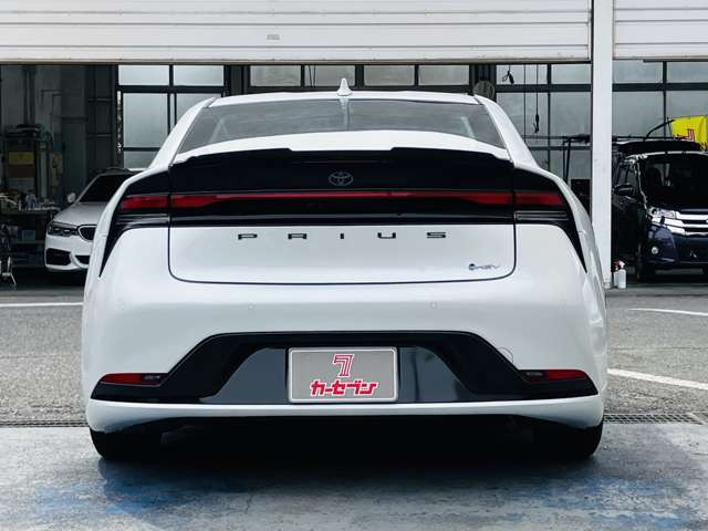 プリウス2.0 Z