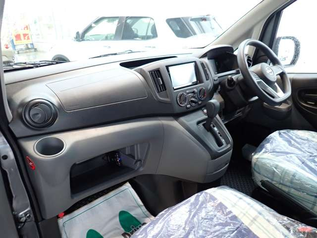�����Ѓf���J�[�Ƃ��ĐV�Ԃō쐬���ēo�^���܂����B�኱���s���̂т�Ǝv���܂����A�����m�����������B�Ƃ��Ă����������ɂȂ��Ă��܂���