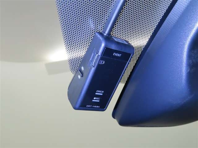 ヴォクシー1.8 ハイブリッド ZS 煌III