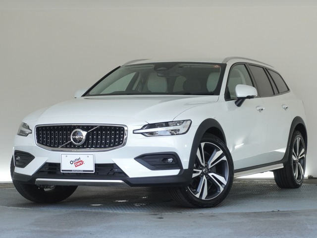 V60クロスカントリーウルトラ B5 AWD 4WD