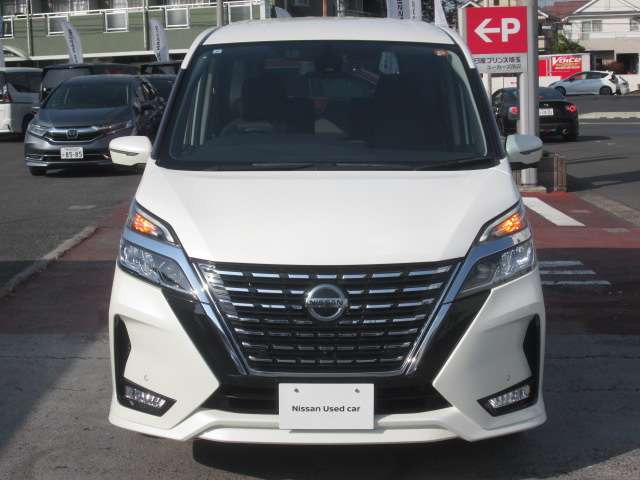 セレナ2.0 ハイウェイスターV