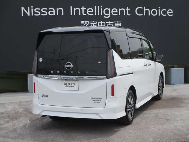 セレナ1.4 e-4ORCE ハイウェイスターV 4WD
