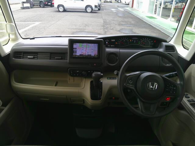 N-BOXG ホンダセンシング 4WD