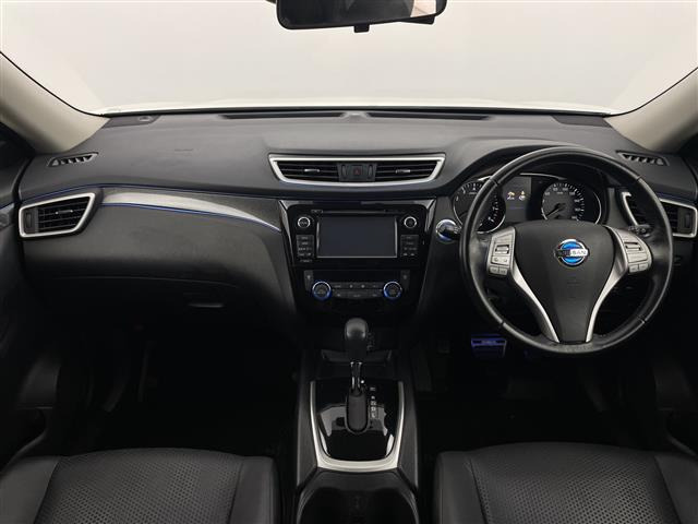 エクストレイル2.0 20Xtt エマージェンシーブレーキパッケージ