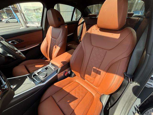 3シリーズセダン320d xドライブ Mスポーツ 4WD