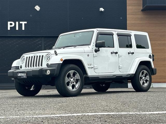 ラングラーアンリミテッド サハラ 4WD