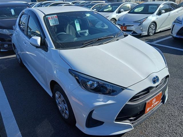 ヤリス1.5 ハイブリッド X