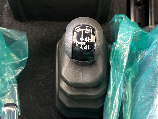 ジムニーノマド1.5 FC 4WD