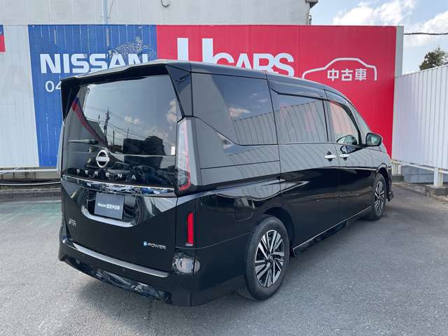 セレナ1.4 e-POWER ハイウェイスターV