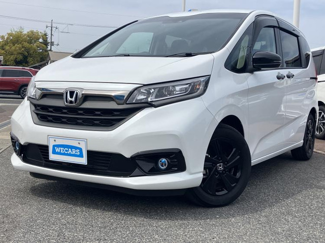 フリード1.5 G ブラックスタイル