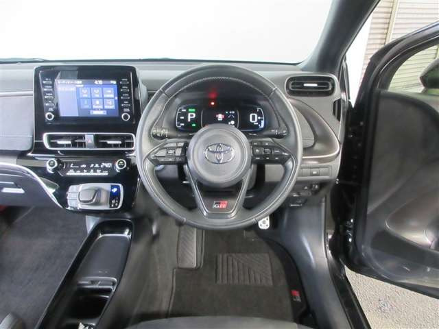 アクア1.5 GRスポーツ