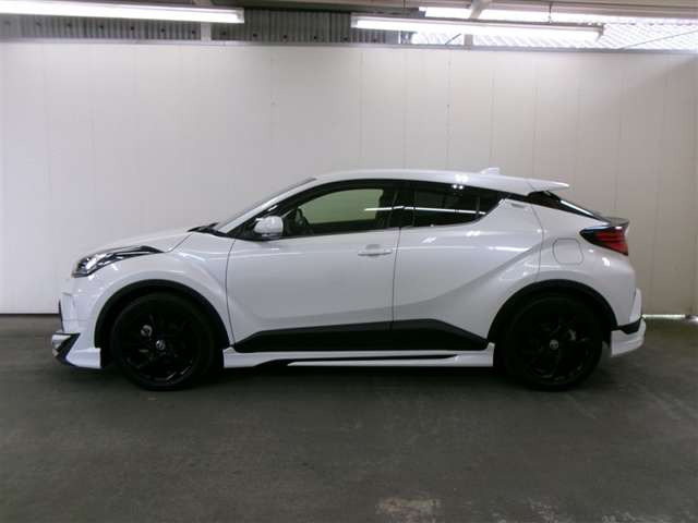 C-HRハイブリッド 1.8 G モード ネロ セーフティ プラス