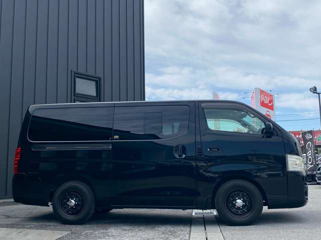 特殊なお車の制作や販売も可能です!(キッチンカーや積載車、ダンプカーやレプリカ車、バスなどなど)流行りのSUVは勿論、EV(電気自動車)やハイブリッド(PHEV含む)も納車実績がございます!何でもご相談を!